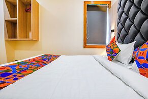 Fabhotel Riza International