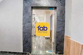 Fabhotel Riza International