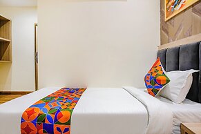 Fabhotel Riza International