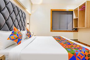 Fabhotel Riza International