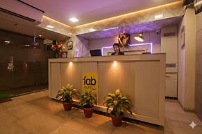 Fabhotel Everest