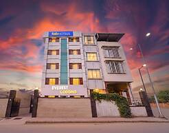 Fabhotel Everest