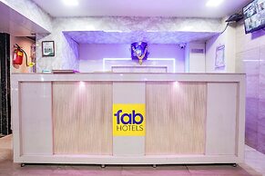 Fabhotel Everest