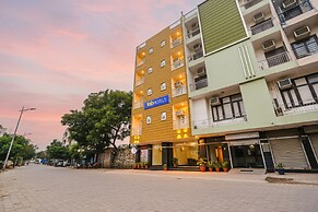 Fabhotel Taugan Inn