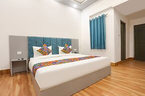 Fabhotel Villa The Suites