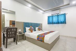Fabhotel Villa The Suites
