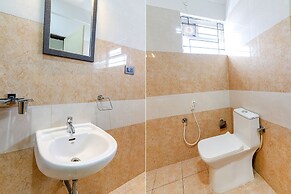 Fabhotel Green Vista