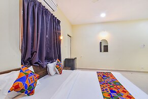 Fabhotel Baga Tulip