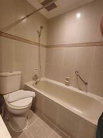 Tuwuh Hotel at Kayutangan