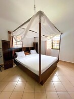Diani Campsite & Cottages