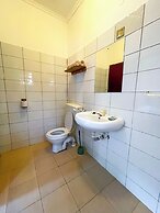 Diani Campsite & Cottages