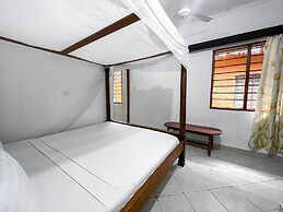 Diani Campsite & Cottages