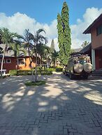 Diani Campsite & Cottages