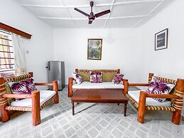 Diani Campsite & Cottages