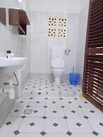 Diani Campsite & Cottages