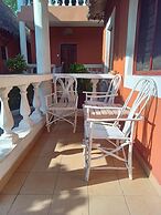 Diani Campsite & Cottages