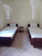 Diani Campsite & Cottages