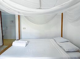 Diani Campsite & Cottages