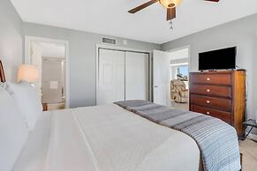 21420 Bay Village Dr 218