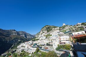 Dint' a Torre Bed & Breakfast