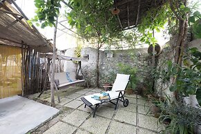 Dint' a Torre Bed & Breakfast