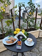 Dint' a Torre Bed & Breakfast