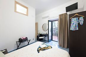 Dint' a Torre Bed & Breakfast