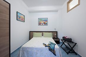 Dint' a Torre Bed & Breakfast