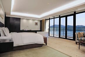 HENTIQUE RESORT TIANMU LAKE