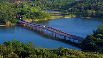 HENTIQUE RESORT TIANMU LAKE
