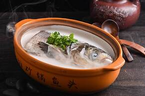 HENTIQUE RESORT TIANMU LAKE