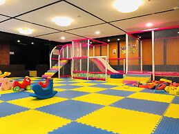 HENTIQUE RESORT TIANMU LAKE