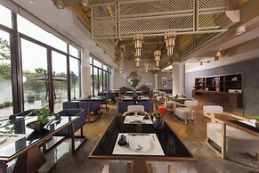 HENTIQUE RESORT TIANMU LAKE