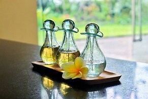 Villa 4-BR Klub Bunga No. 10 Batu Malang