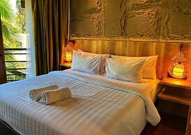 Villa 4-BR Klub Bunga No. 10 Batu Malang