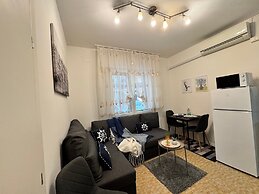 Casa Angela by Ca-sa Check
