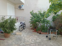 Magic Ionian Apartments & Rooms