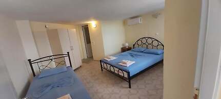 Magic Ionian Apartments & Rooms