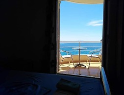 Magic Ionian Apartments & Rooms