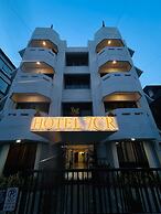 Hotel 7 Cr