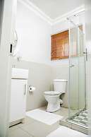 Afropolitan Guest Lodge