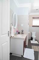 Afropolitan Guest Lodge