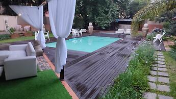 Afropolitan Guest Lodge