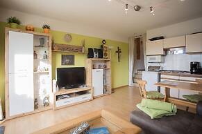 Kleine Wohnung Nahe Winterberg mit Terrasse