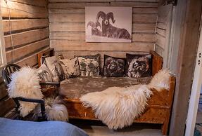 Cozy Cabin Retreat in Scenic Valley, E6 South of Trondheim