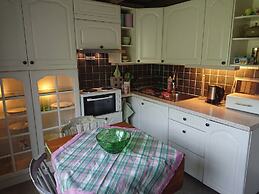 Cozy Cabin Retreat in Scenic Valley, E6 South of Trondheim