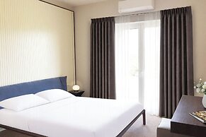 Moon Resort & Spa