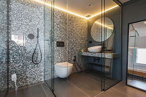 Grimaldi Terrace Apts by Wonderful Italy