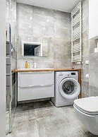 RentPlanet - Grzybowska 85