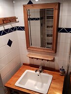 Romantic,central Situated 75m2 Flat